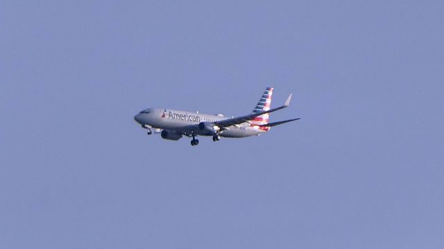 Boeing 737-800 (N840NN)