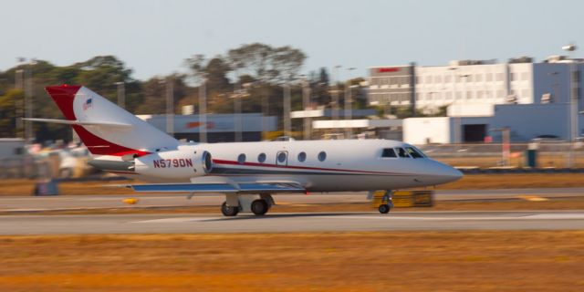 Dassault Falcon 20 (N579DN)