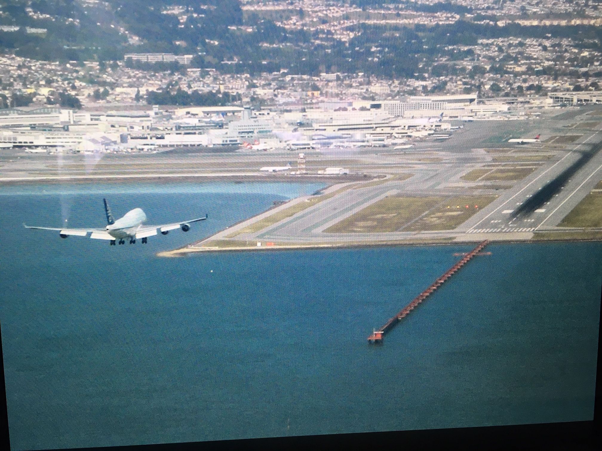 Boeing 747-200 — - 747-400