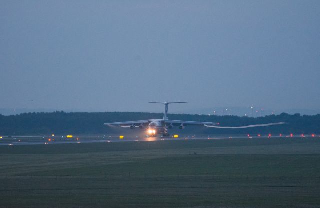 Ilyushin Il-76 (RA-76719)