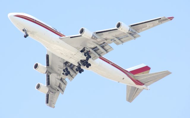 Boeing 747-400 (N741CK) - Finally got a 747 going over my house. Most of the big birds land on the eastern most runway which doesn't come over me. Taken on Nov 30 2019. Love living in the approach to Orlando International.