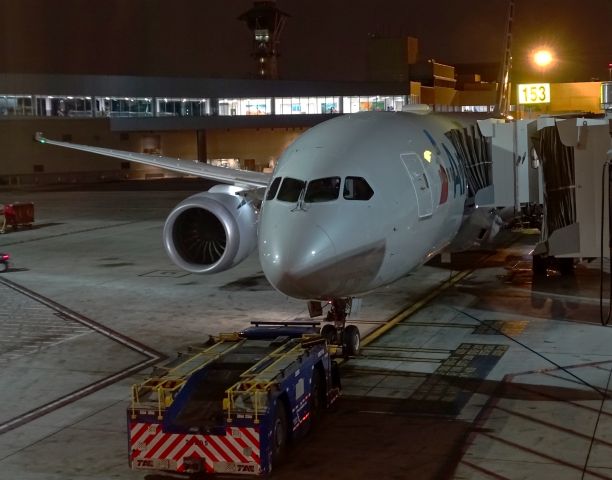 Boeing 787-8 (N802AN)