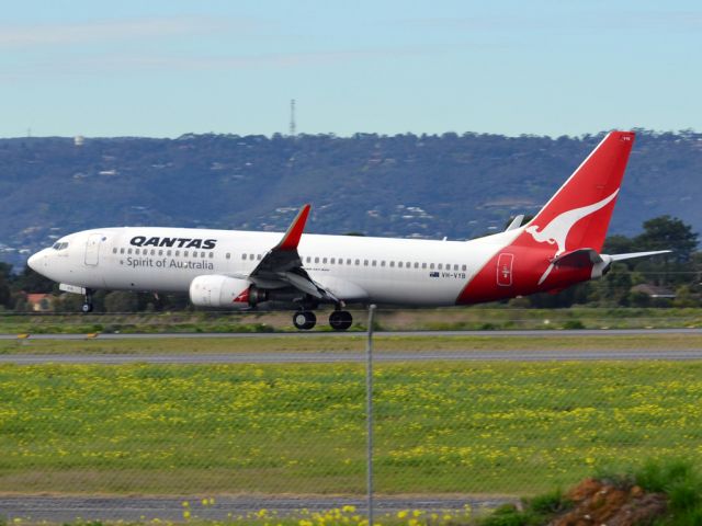 Boeing 737-800 (VH-VYB) - Touch down on runway 05. Thursday 12th July 2012.