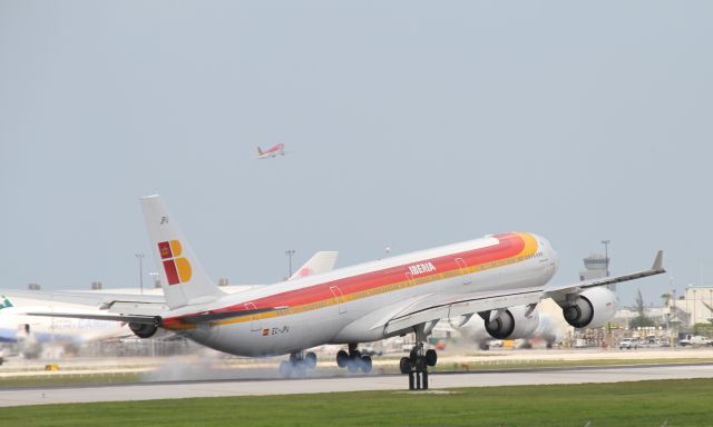 Airbus A340-600 (EC-JPU)