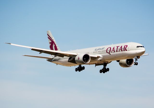 BOEING 777-300 (A7-BAK) - 03/06/2016 Qatar A7-BAK B777-300ER KDFW