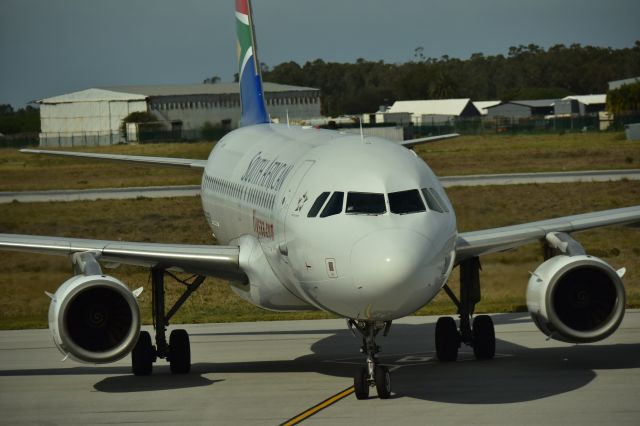 Airbus A319 (ZS-SFK)