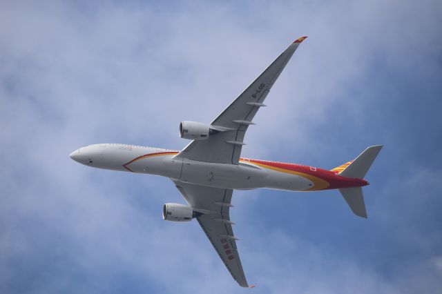 Airbus A350-900 (B-LGD)