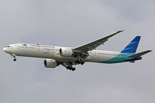 BOEING 777-300 (PK-GIG)
