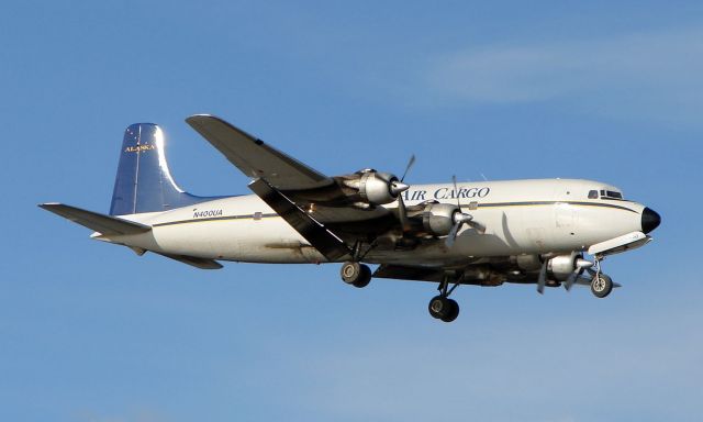 Douglas DC-6 (N400UA) - Still flying May 2008