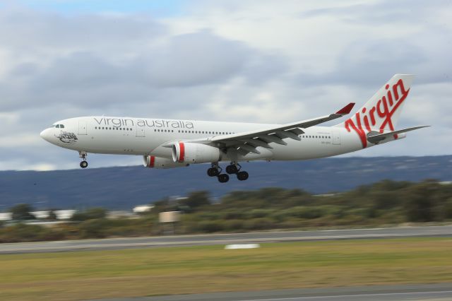 Airbus A330-200 (VH-XFC)