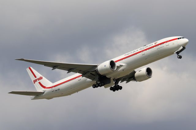 BOEING 777-300ER (PK-GIG)
