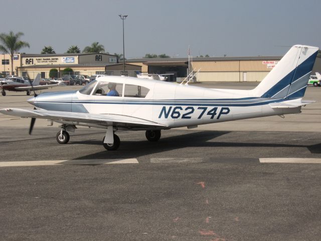 Piper PA-24 Comanche (N6274P) - TAXIING TO PARKING