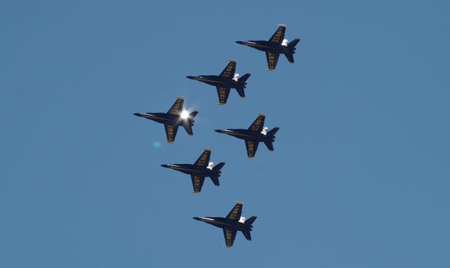 McDonnell Douglas FA-18 Hornet — - LINDEN, NEW JERSEY, USA-APRIL 28, 2020: Seen flying in formation near Linden Airport were the United Sates Navy Blue Angels. Together with the USAF Thunderbirds, they participated in Operation America Strong, a flyover salute to frontline COVID-19 responders.