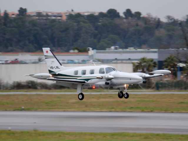 Piper Cheyenne 3 (HB-LNL)