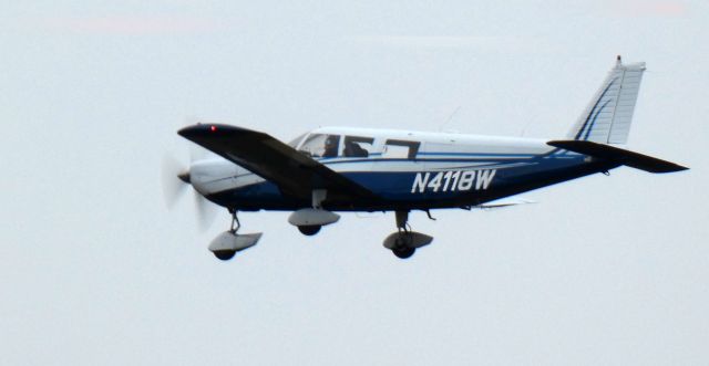 Piper Saratoga (N4118W) - On short final is this 1967 Piper Saratoga PA-32-300 in the Winter of 2023.