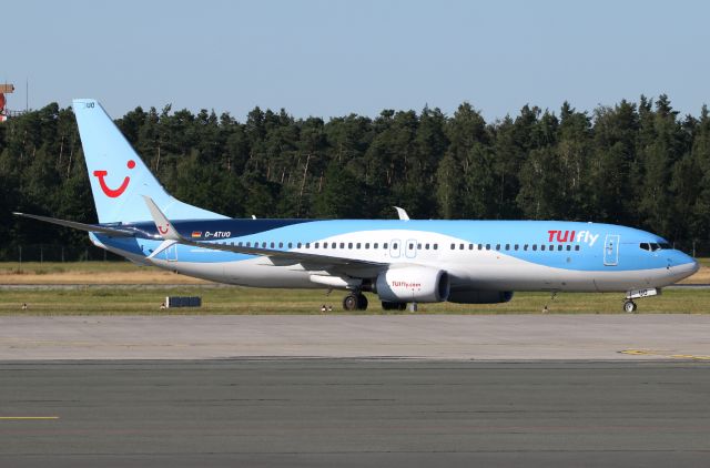 Boeing 737-800 (D-ATUO)