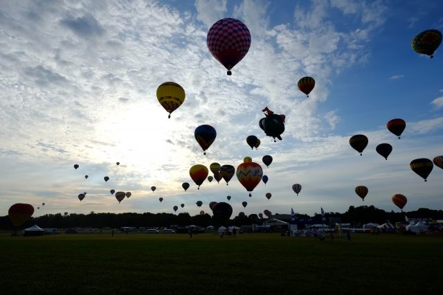 — — - 2014 32nd Annual Quick Chek Hot Air Balloon Festival