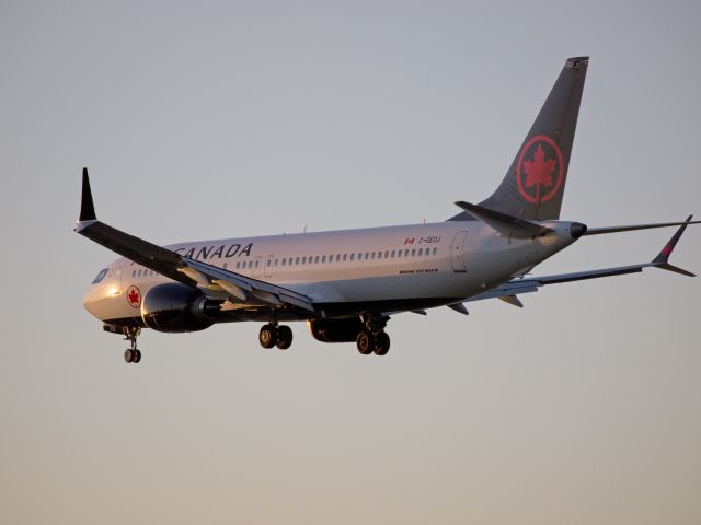 Boeing 737 MAX 8 (C-GEOJ) - I was out to do a bit of spotting and get some Golden Hour photos.