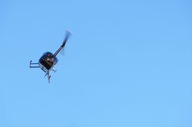 Robinson R-44 (N277CH)