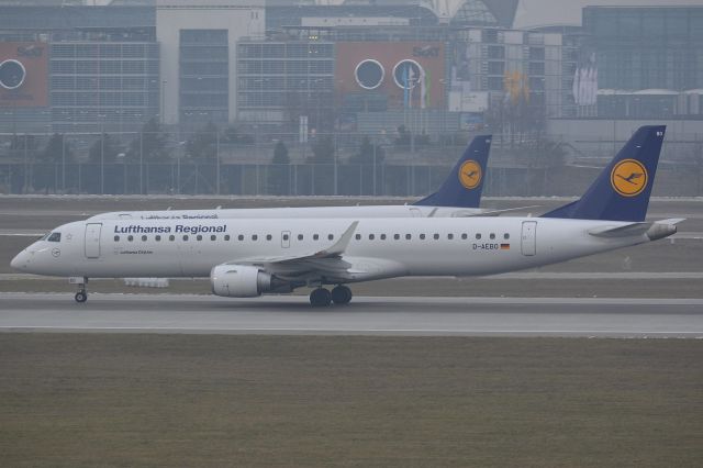 Embraer ERJ-190 (D-AEBO)