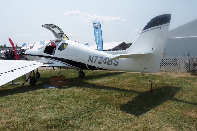 Experimental 100kts-200kts (N724BS)