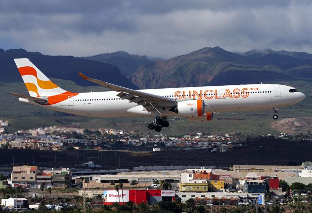 Airbus A330-900 (OY-VKP)