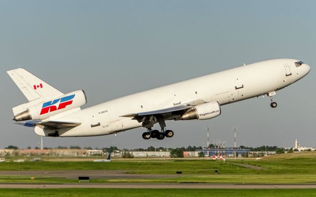 McDonnell Douglas DC-10 (C-GKFD)