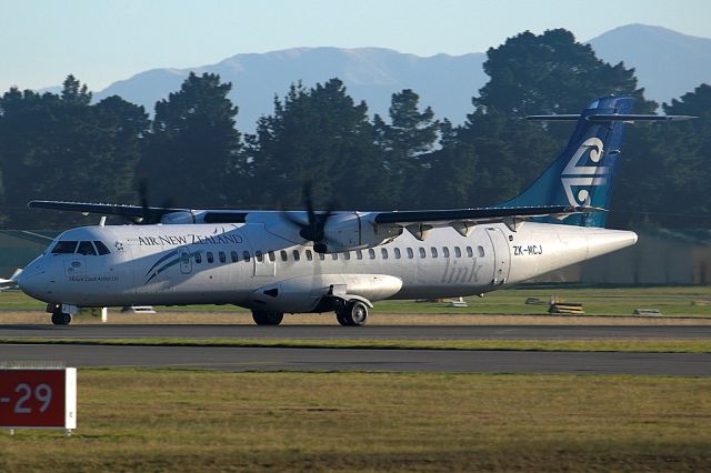 ATR ATR-72 (ZK-MCJ)