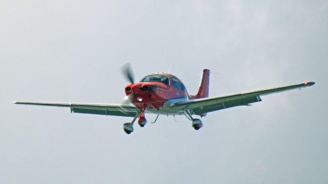 Cirrus SR22 Turbo (N512TA)