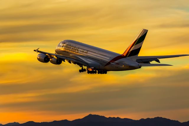 Airbus A380-800 (A6-EEM) - A6-EEM climbing out over the Pacific Ocean into a spectacular Southern California Sunset.