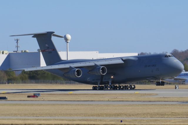 Lockheed C-5 Galaxy (80-0452) - United States Air Force Lockheed C-5 Galaxy 1/12/14