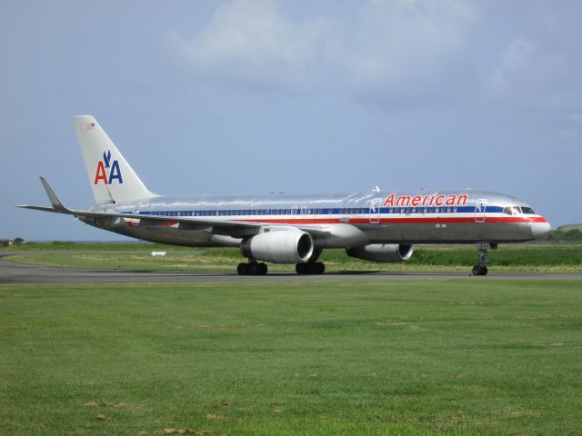 Boeing 757-200 (N605AA)