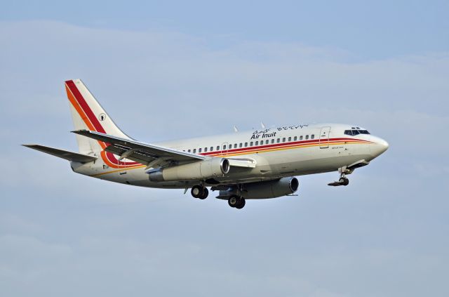 Boeing 737-200 —