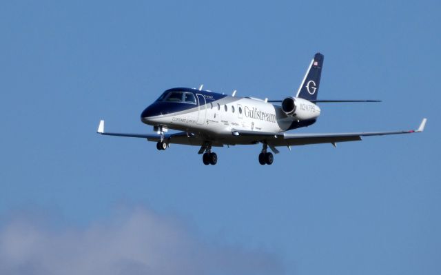 IAI Gulfstream G150 (N247PS) - On final is this 2006 Israeli Aircraft Industries "Customer Support" Gulfstream G150 in the WInter of 2020.