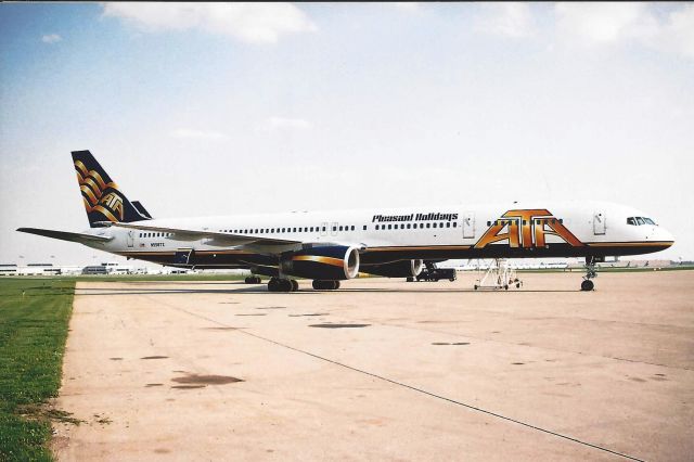 BOEING 757-300 (N558TZ) - Pleasant Hawaiian Sub-Titles.