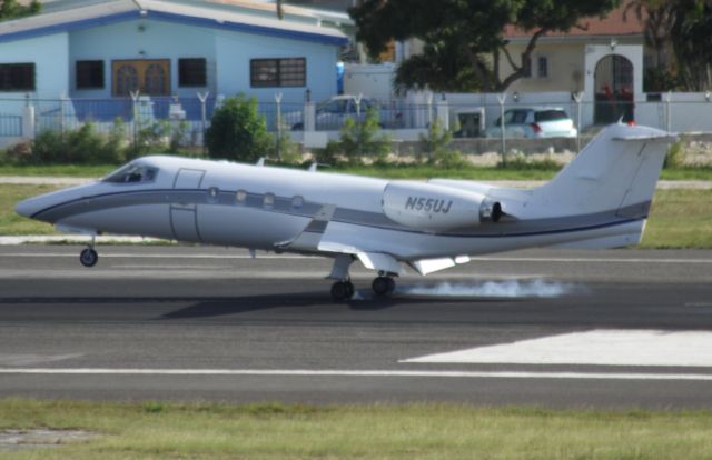 Learjet 55 (N55UJ)