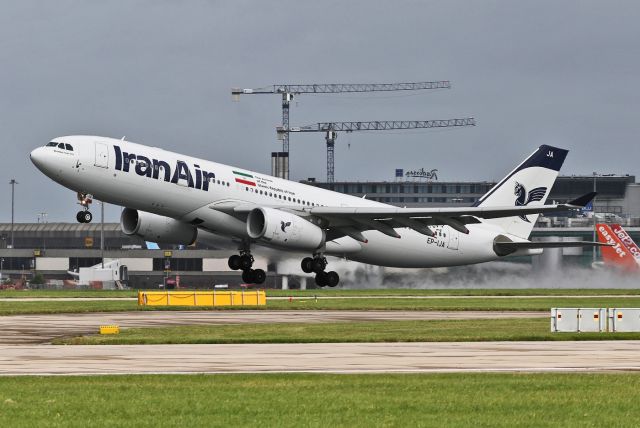 Airbus A330-200 (EP-IJA) - IR754 rotating on the return to Tehran IKA