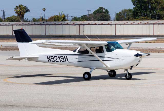 Cessna Skyhawk (N9219H)