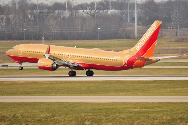 Boeing 737 MAX 8 (N871HK) - V-1 "Rotate" really long takeoff roll. Bound for MCO on Thanksgiving day 11-24-22