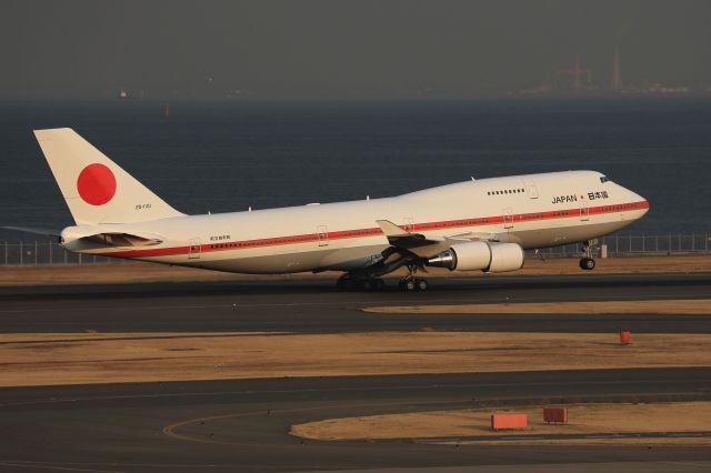 Boeing 747-200 (20-1101)