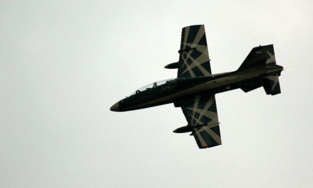 — — - UAE40-1109