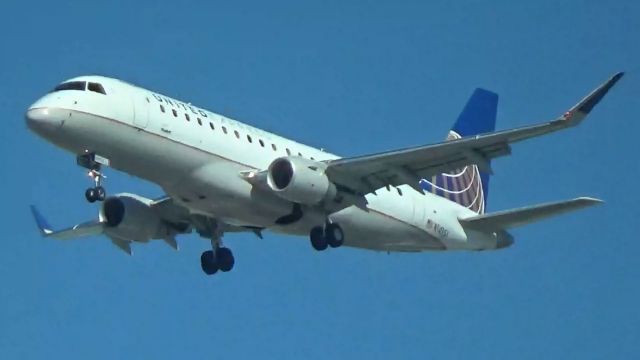 Embraer 175 (N149SY) - The new winglets just dont look right on an Embraer