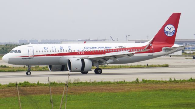 Airbus A320neo (B-8949)