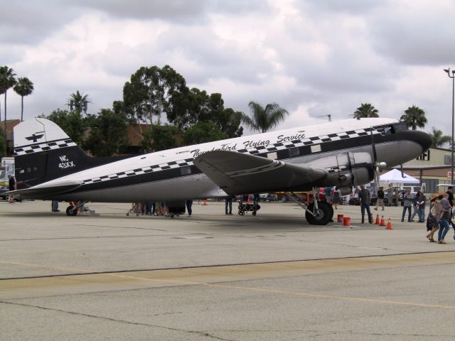 Douglas DC-3 (N43XX) - On the ramp