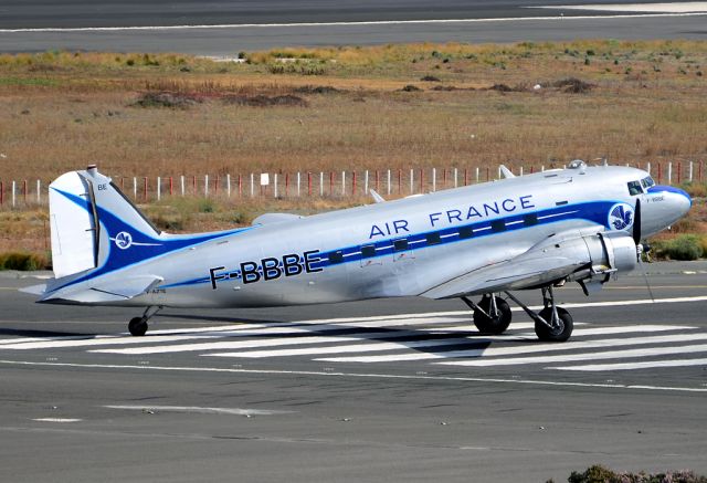 Douglas DC-3 (F-AZTE) - June, 2011