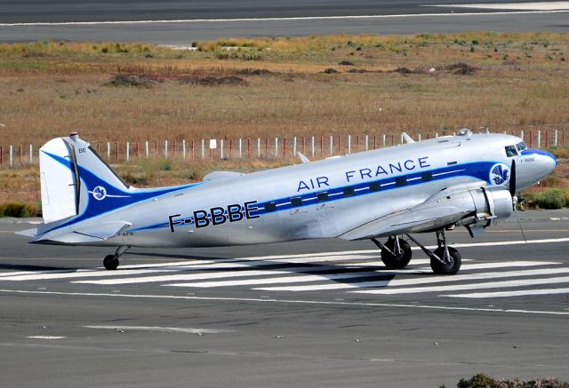 Douglas DC-3 (F-AZTE) - June, 2011