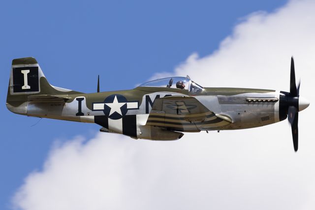 North American P-51 Mustang (N74190)