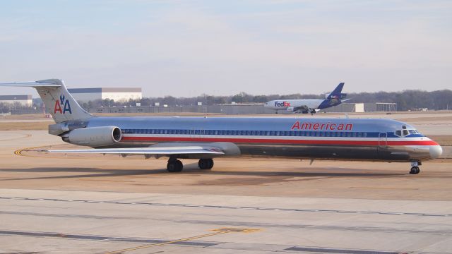 McDonnell Douglas MD-82 (N559AA)
