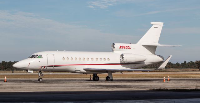 Dassault Falcon 900 (N940CL) - Falcon 900 at Sun Jet Center FBO