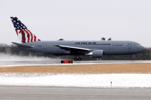 BOEING 767-200 (1746034) - 'PACK 81' departing on runway 34